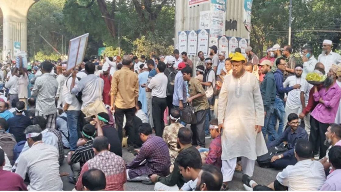 প্রাথমিক শিক্ষকদের কর্মবিরতি শুরু, ৬৫ হাজার স্কুলে ক্লাস বন্ধ