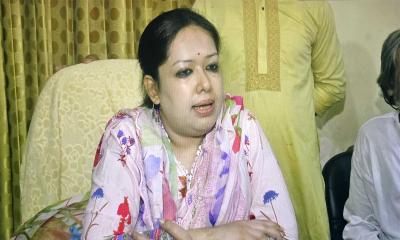 মনোনয়ন তালিকায় না থাকা নিয়ে মুখ খুললেন রুমিন ফারহানা