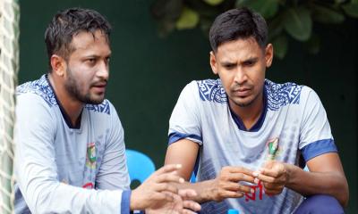 নীরবতা ভেঙে মুস্তাফিজ ইস্যুতে এবার মুখ খুললেন সাকিব
