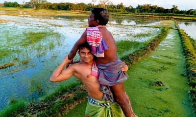 কৃষকের ছদ্মবেশে গিয়ে সাজাপ্রাপ্ত আসামিকে গ্রেপ্তার করল পুলিশ
