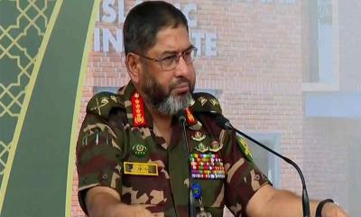 আধুনিক ও ইসলামি শিক্ষার সমন্বয়েই গড়ে উঠবে আদর্শ জাতি: সেনাপ্রধান