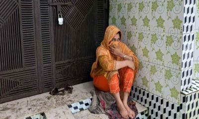 বিয়ের দাবিতে প্রেমিকের বাড়িতে  দুই দিন ধরে তরুণী