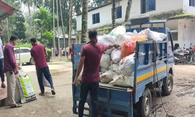 বস্তা ভর্তি কোটি টাকার সরকারি ওষুধ পিকাপে করে ফেলা হচ্ছিল যমুনায়