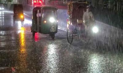 চট্টগ্রামসহ ১০ জেলায় ঝড়ো হাওয়ার সতর্কতা