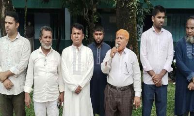 ‘স্কুলের ভেতরে কোনো শিক্ষার্থীর কাছে মোবাইল পাওয়া গেলে বহিষ্কার করা হবে’