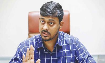 কারও হাত, কারও পা ভেঙে দেওয়া হয়েছে: নাসীরুদ্দীন