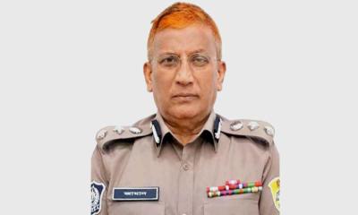 ইউনিফর্ম পরে আ.লীগের মনোনয়ন অনুষ্ঠানে, অতিরিক্ত ডিআইজিকে বাধ্যতামূলক অবসর