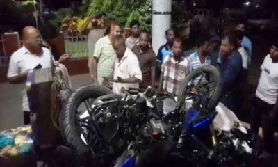 ভাঙ্গায় বাসের ধাক্কায় তিন বন্ধুর মর্মান্তিক মৃত্যু