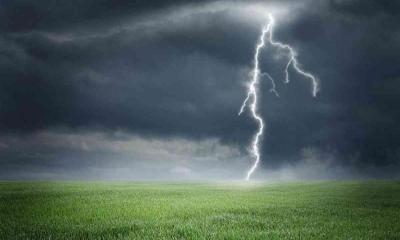 হাওরে মাছ ধরতে গিয়ে বজ্রপাতে প্রাণ গেল শিশুর
