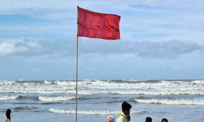 চার সমুদ্রবন্দরে ৩ নম্বর সতর্কসংকেত