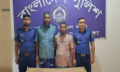 দামুড়হুদায় কোটি টাকার চুল ডাকাতি: চালক ও ম্যানেজার গ্রেফতার ২৪ ঘন্টার মধ্যে কেটি টাকার চুল উদ্ধার 