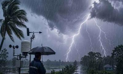 দুপুরের মধ্যেই ঢাকায় বজ্রসহ বৃষ্টির আভাস