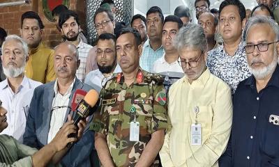 ঢামেকে সংঘর্ষে গঠন করা হলো ৬ সদস্যের তদন্ত কমিটি