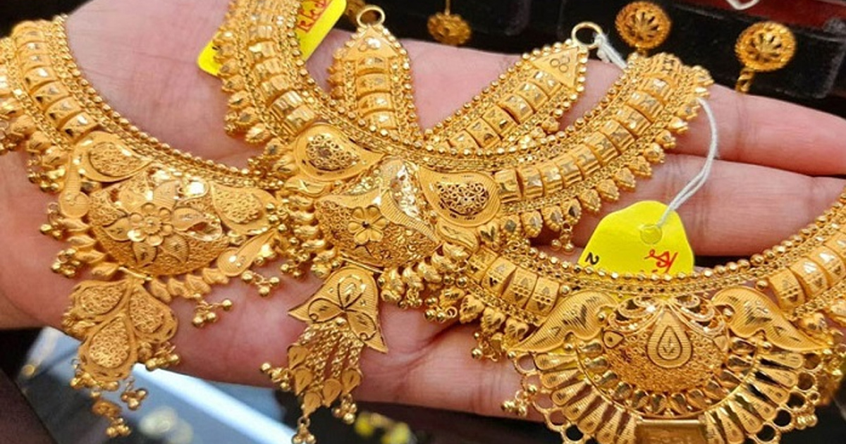 ফের স্বর্ণের দামে রেকর্ড, ভরি কত?