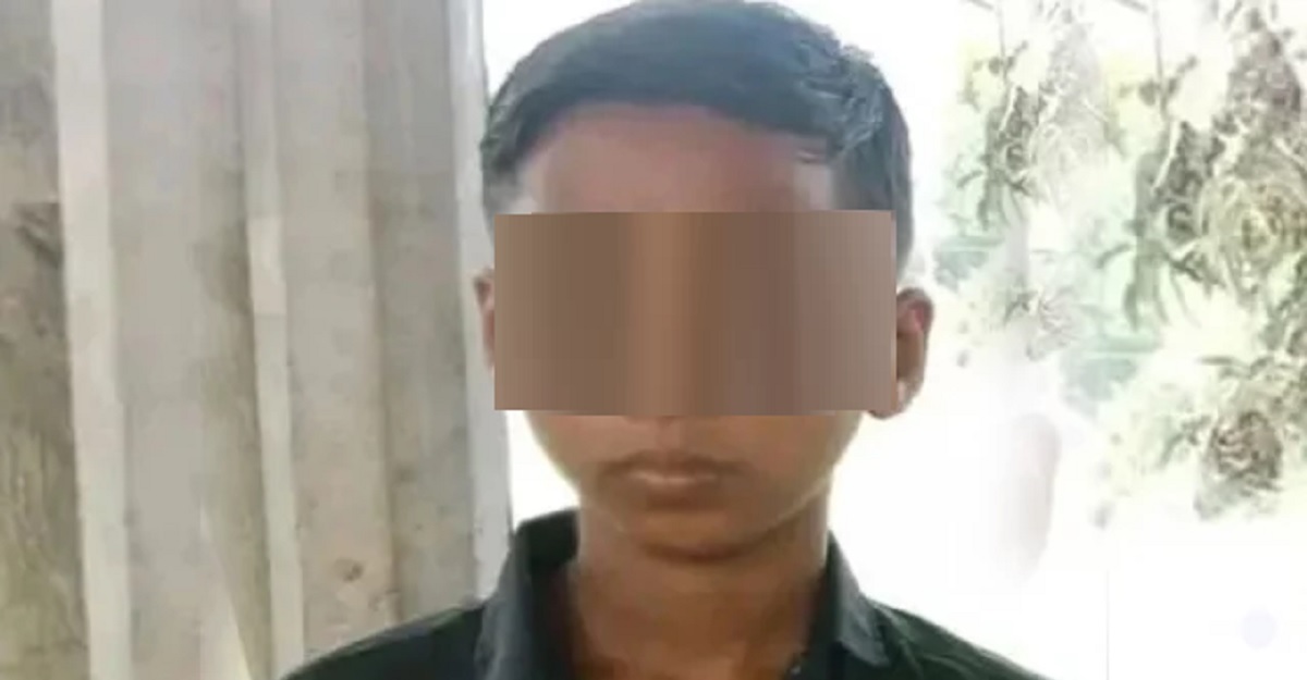 ‘ছাত্রলীগ’ পরিচয়ে স্কুলছাত্র গ্রেপ্তার, দেওয়া হলো না পরীক্ষা