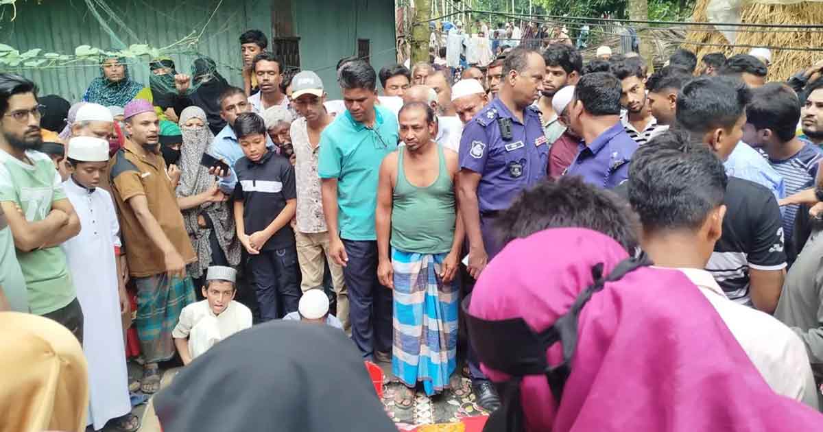 পুকুরে গোসল করতে নেমে দাদা-নাতি-নাতনির মর্মান্তিক মৃত্যু
