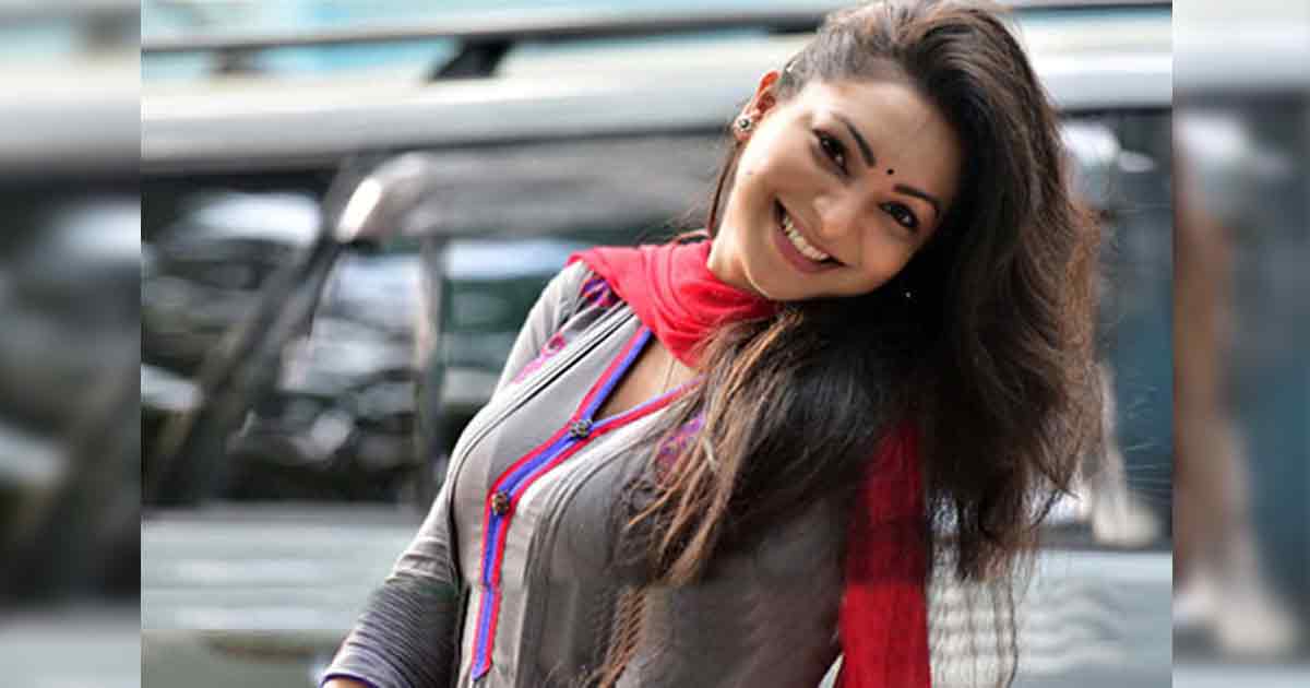 ‘বিবাহিত পুরুষের কথা  সহজে বিশ্বাস করবেন না’