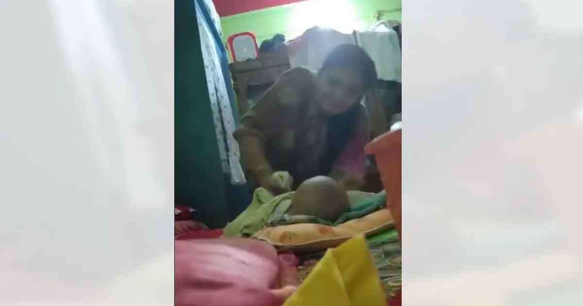 ২ মাসের শিশুর পা ভেঙে দেওয়ার চেষ্টা, গোপন ক্যামেরায় ধরা