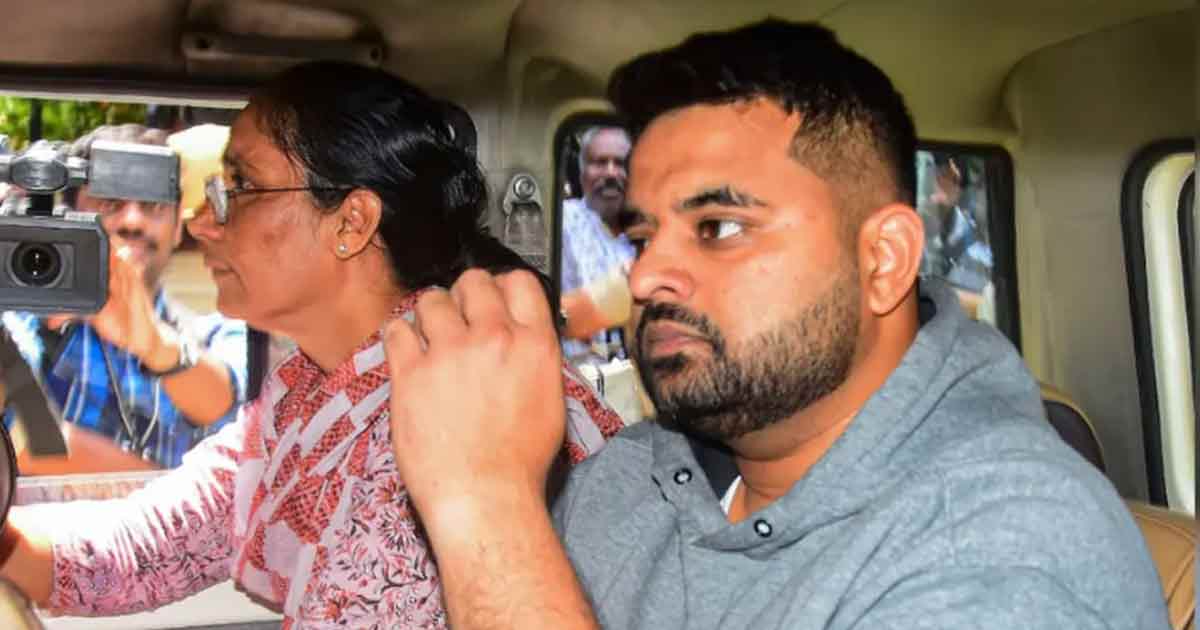 কারাগারে সাবেক এমপির মুঠোফোনে মিলল ডজনখানেক পর্ন ভিডিও