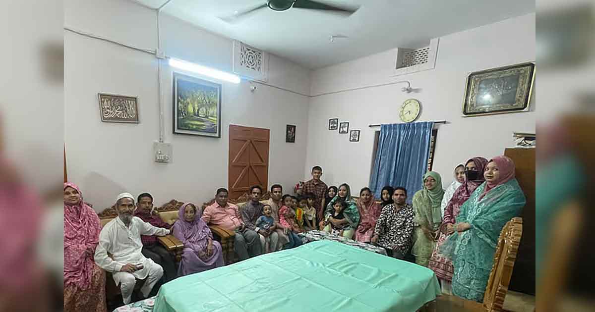 ১১ সন্তানের কেউ চিকিৎসক, প্রকৌশলী ও বিচারক: পেছনে এক মায়ের অদম্য সংগ্রামের গল্প