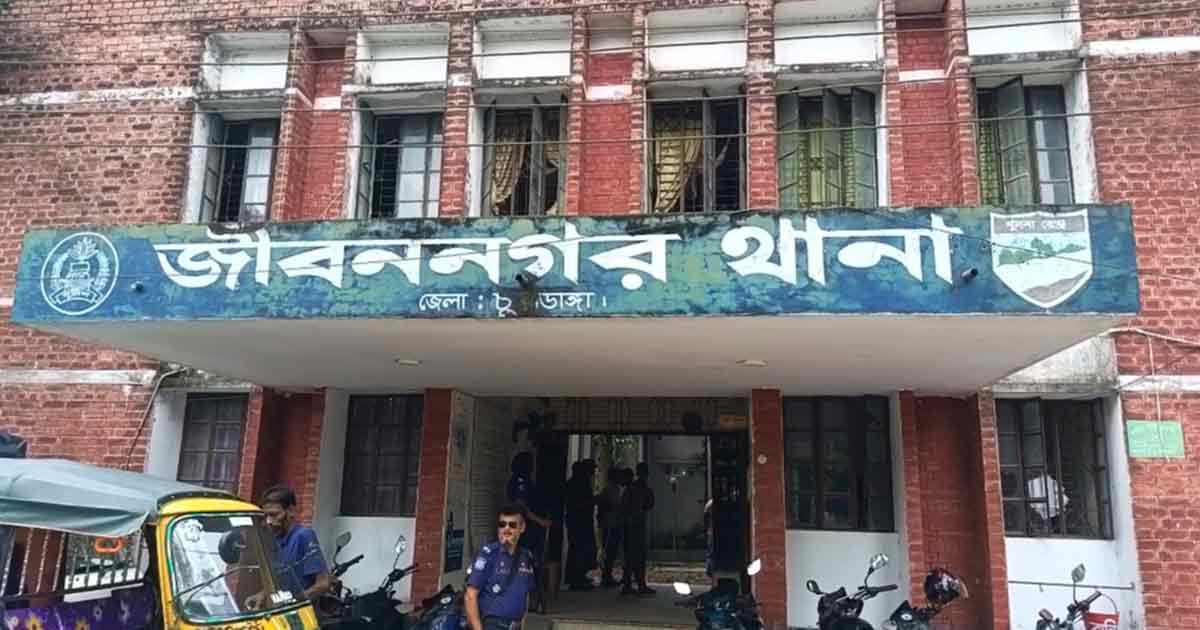 চুয়াডাঙ্গায় বদ্ধ ঘর থেকে যুবকের অর্ধগলিত ঝুলন্ত মরদেহ উদ্ধার