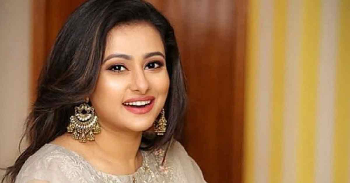 ‘ভিলেন’ হতে চাই বললেন পূর্ণিমা