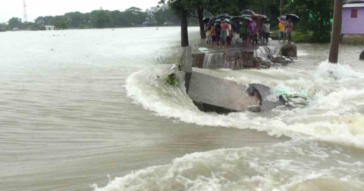 সুনামগঞ্জে রেকর্ড বৃষ্টি, বাড়ছে বন্যার শঙ্কা