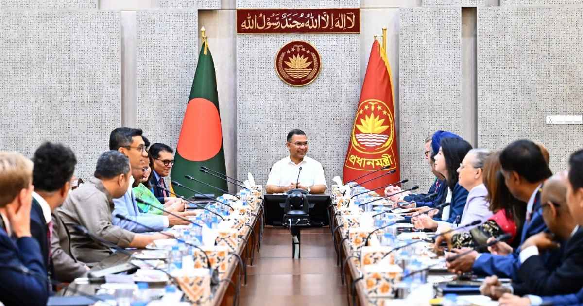প্রধানমন্ত্রীর সঙ্গে মার্কিন ব্যবসায়ী প্রতিনিধিদলের বৈঠক