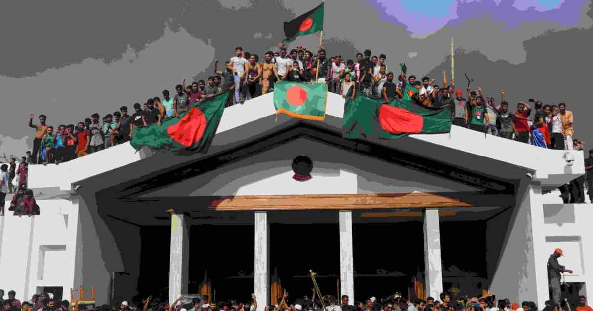 জুলাই গণঅভ্যুত্থান: দুই বছর পর প্রত্যাশা, প্রাপ্তি ও বাংলাদেশের নতুন বাস্তবতা