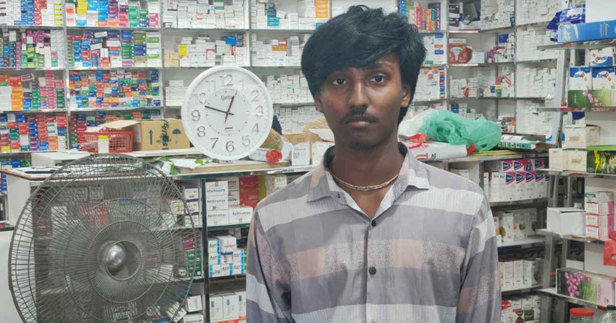 ফার্মেসিতে কাজ করেও এসএসসিতে জিপিএ ৫ প্রান্তের