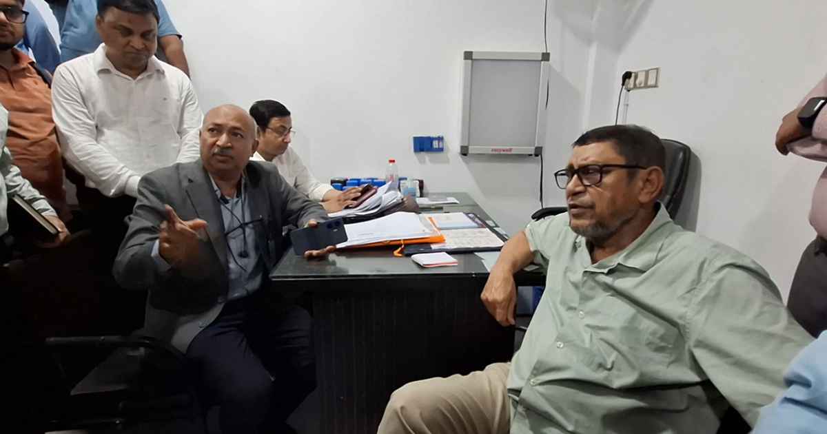 স্বাস্থ্যমন্ত্রীর অভিযানে লাইসেন্সহীন ক্লিনিক সিলগালা