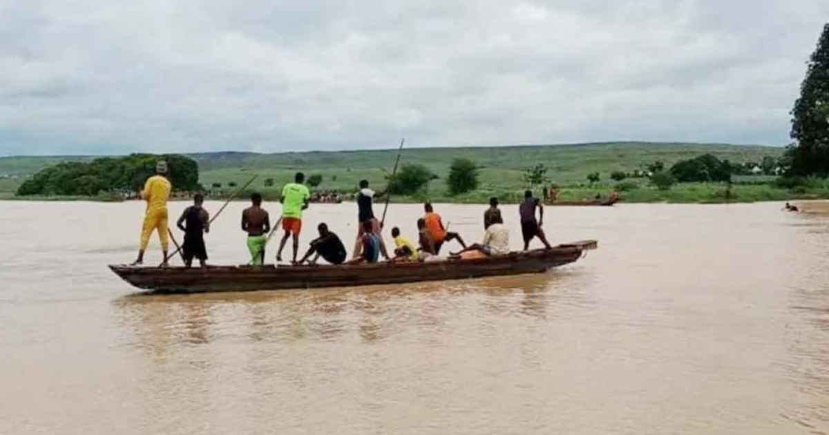 নাইজেরিয়ায় নৌকাডুবিতে প্রাণ গেল ৪৬ জনের