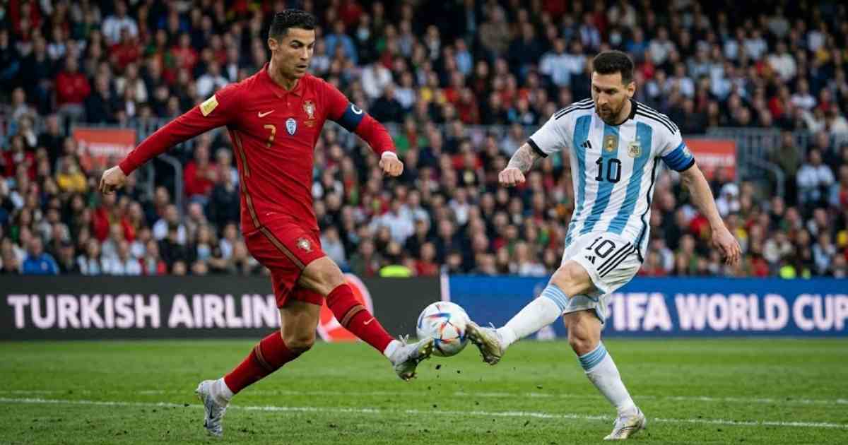 মেসিকে পেছনে ফেলে নতুন ইতিহাস গড়লেন রোনালদো