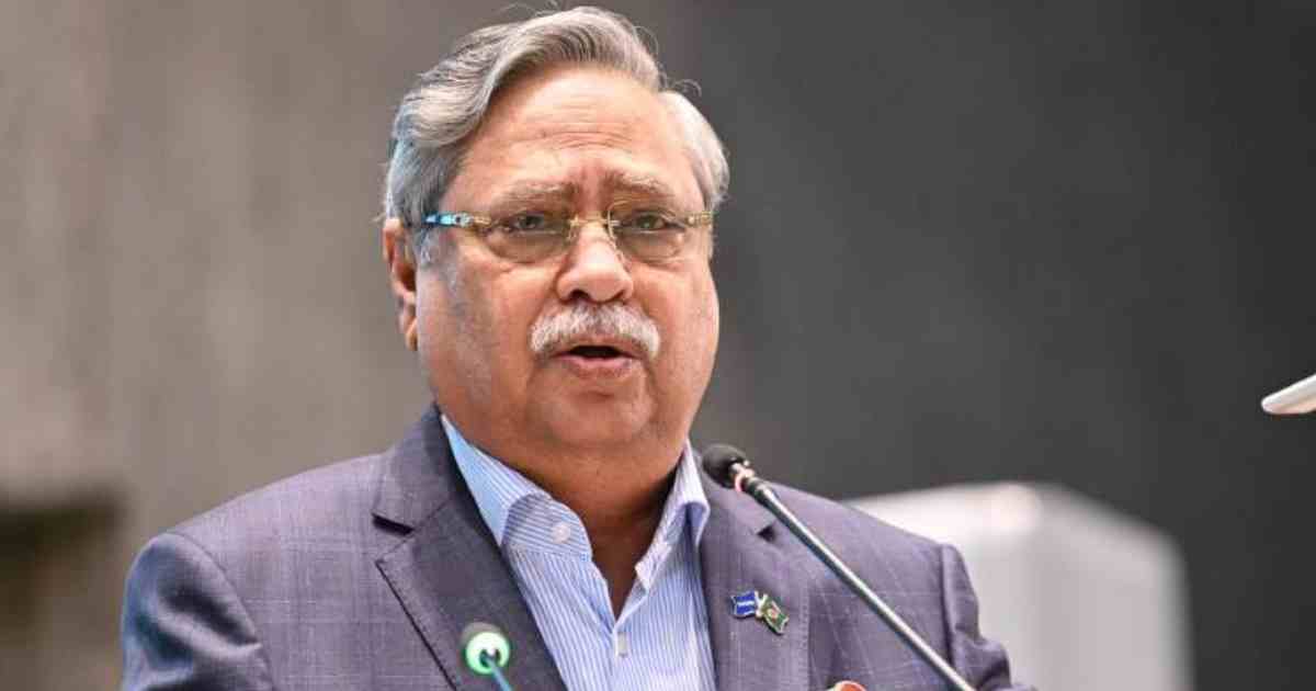 বিশ্বে সেনাবাহিনীর সুনাম আরও উজ্জ্বল করার আহ্বান রাষ্ট্রপতির