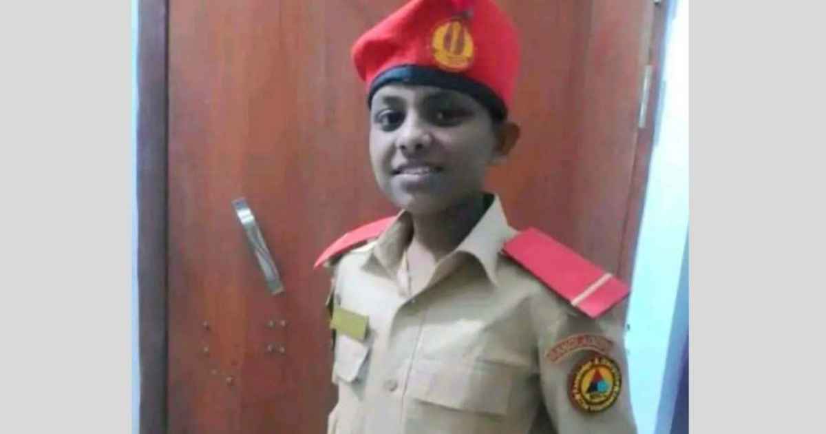 নিখোঁজের পর উপজেলা পরিষদের পুকুরে মিলল স্কুলছাত্রের মরদেহ