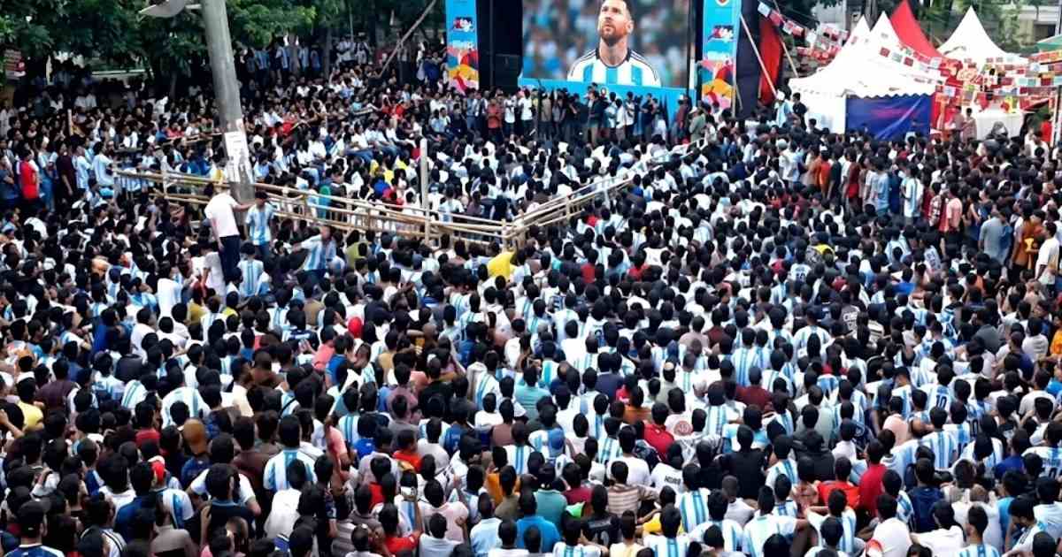 বৃষ্টির কারণে ঢাবিতে স্থগিত আর্জেন্টিনা–মিশর ম্যাচ দেখা