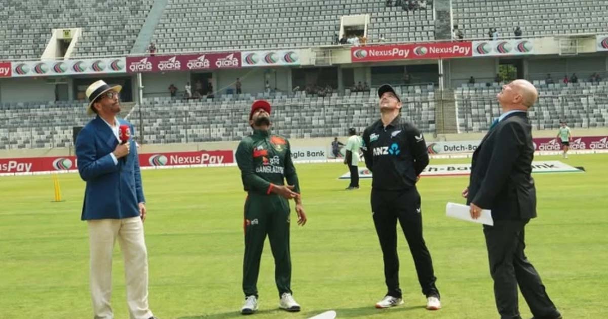 টসে হেরে প্রথমে ব্যাটিংয়ে বাংলাদেশ, দলে দুই পরিবর্তন