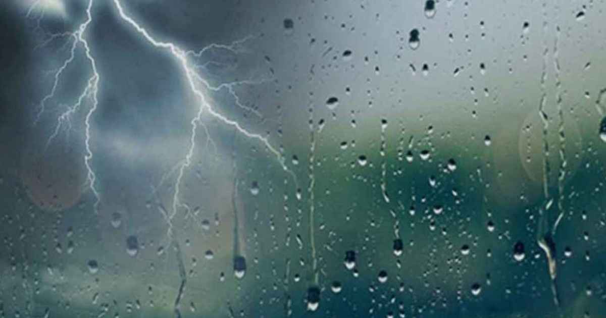 বৃষ্টি ও বজ্রপাতের পূর্বাভাস, কমবে দিনের তাপমাত্রা