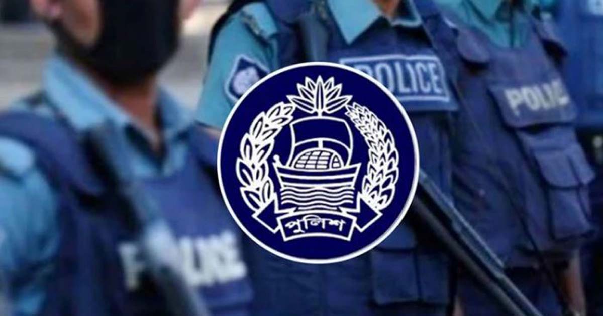 পুলিশের পোশাকে সংস্কার, থাকছে পুরোনো রঙের ছোঁয়া