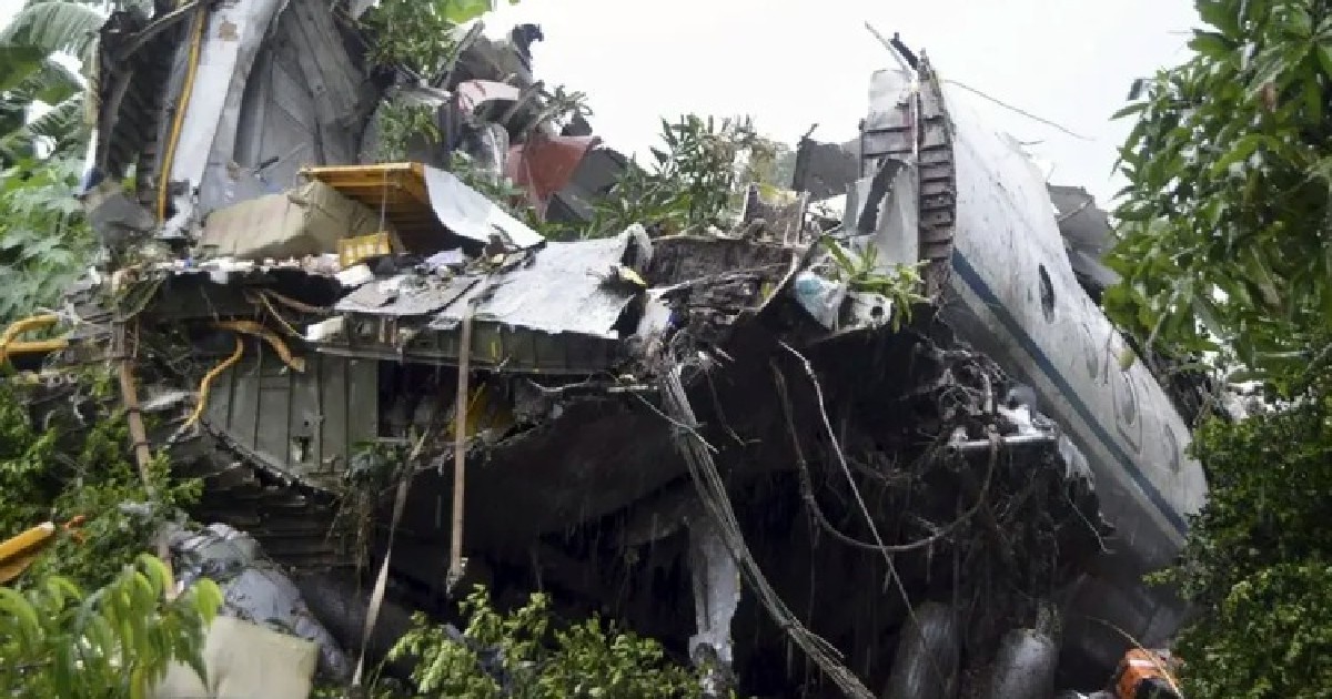 দক্ষিণ সুদানে যাত্রীবাহী বিমান বিধ্বস্ত হয়ে সব যাত্রীর মৃত্যু